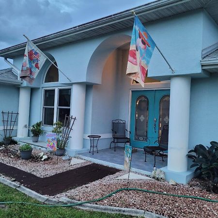 Steve And Cori'S Tropical King Suite 2 North Port Exterior photo