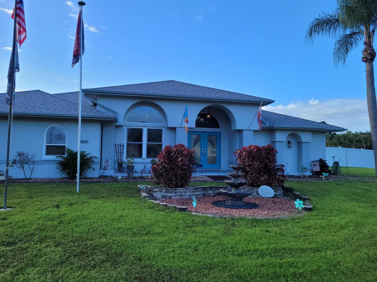 Steve And Cori'S Tropical King Suite 2 North Port Exterior photo